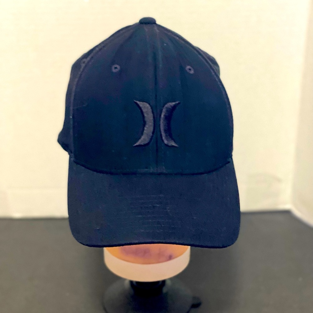 Hurley men Flex Fit slip on cap